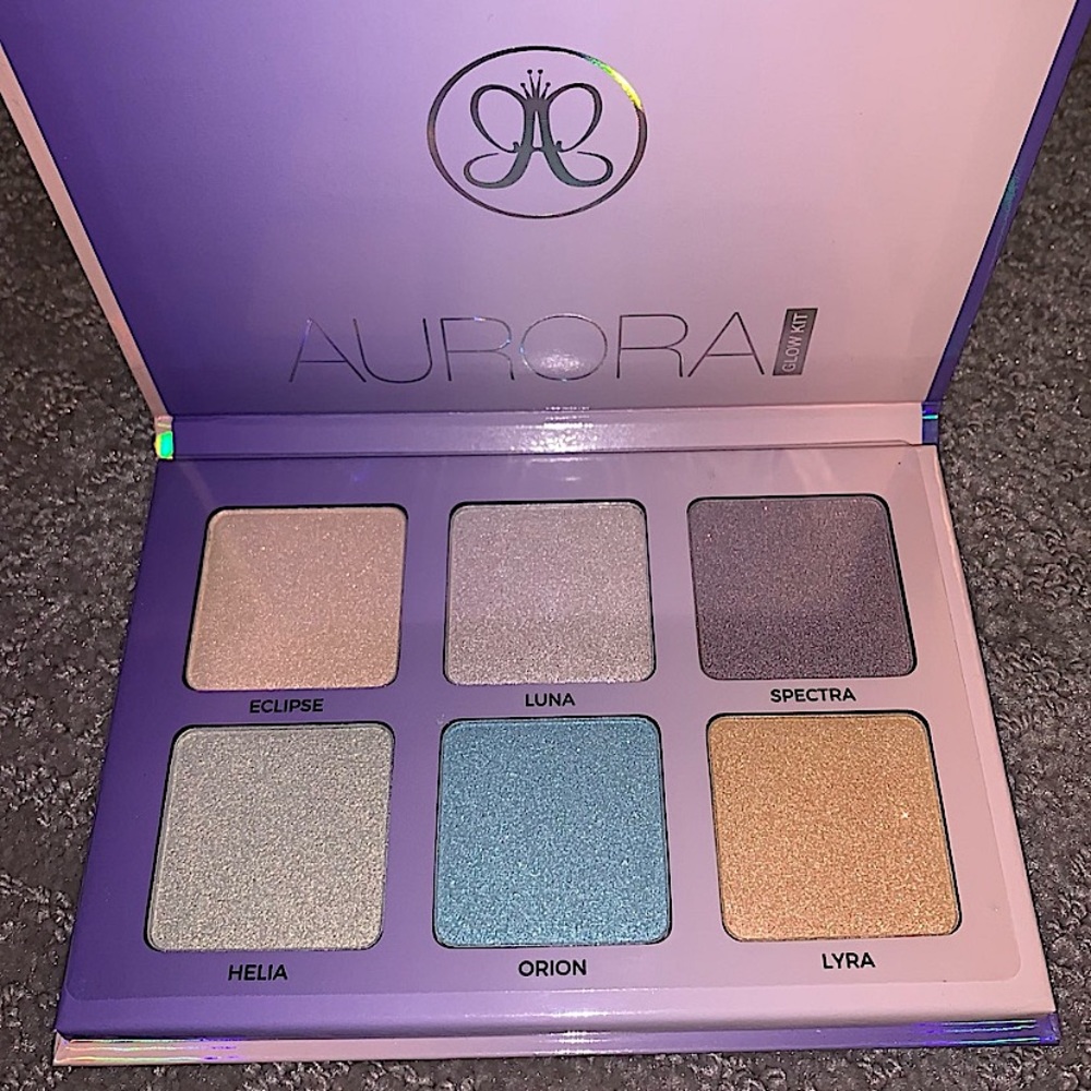 Aurora Anastasia Beverly Hills Glow Kit